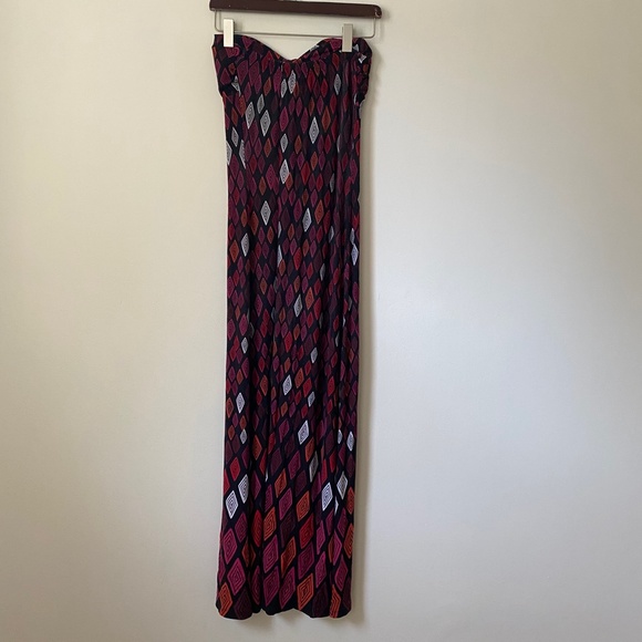 3/$25 Multicolour Triangle Strapless Maxi Dress - Picture 5 of 6